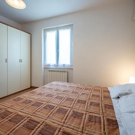 Apartman My Holidays New Eden Mansarda